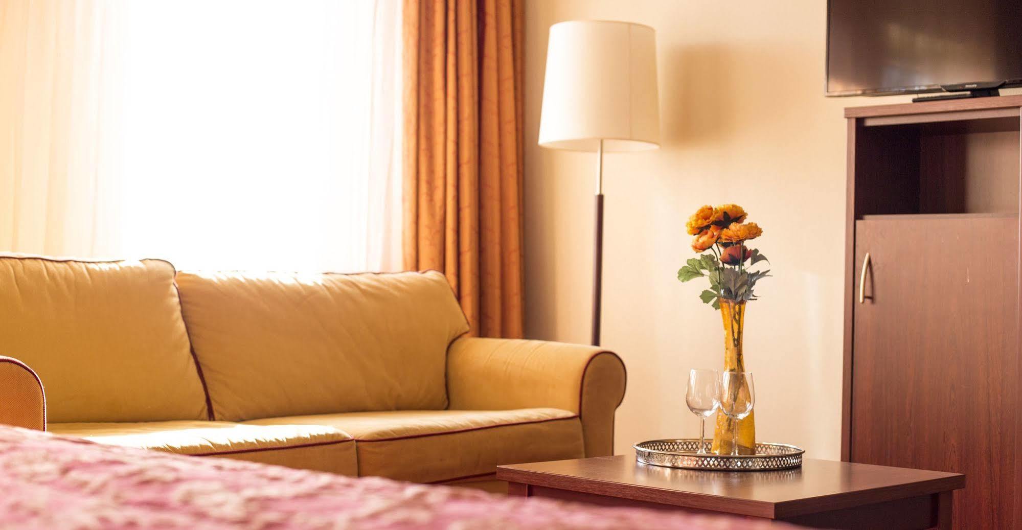 ווייכן Hotel Umberto מראה חיצוני תמונה